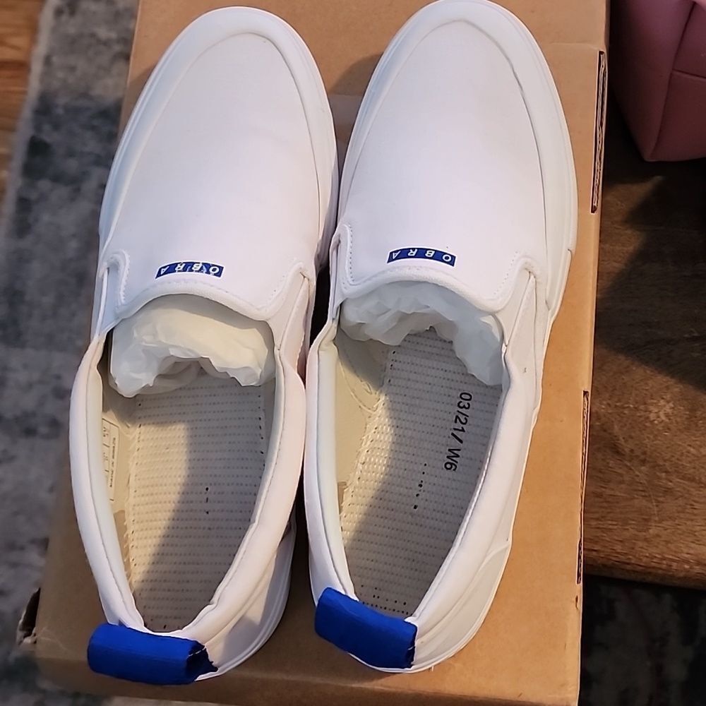 Obra 240 Slip on canvas wrap men's 8.5 NIB. Will fit women's 6